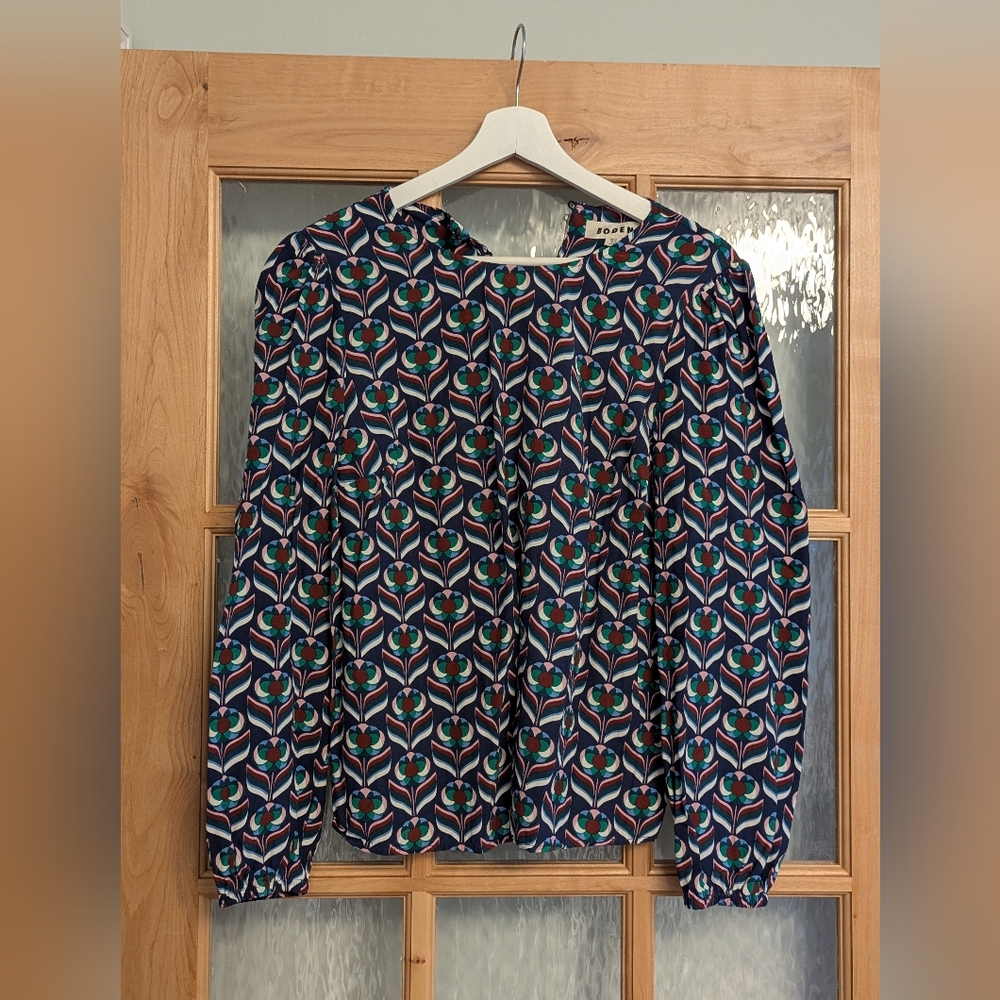 Stylish Women's Patterned Top